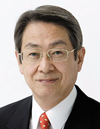 石田　真敏