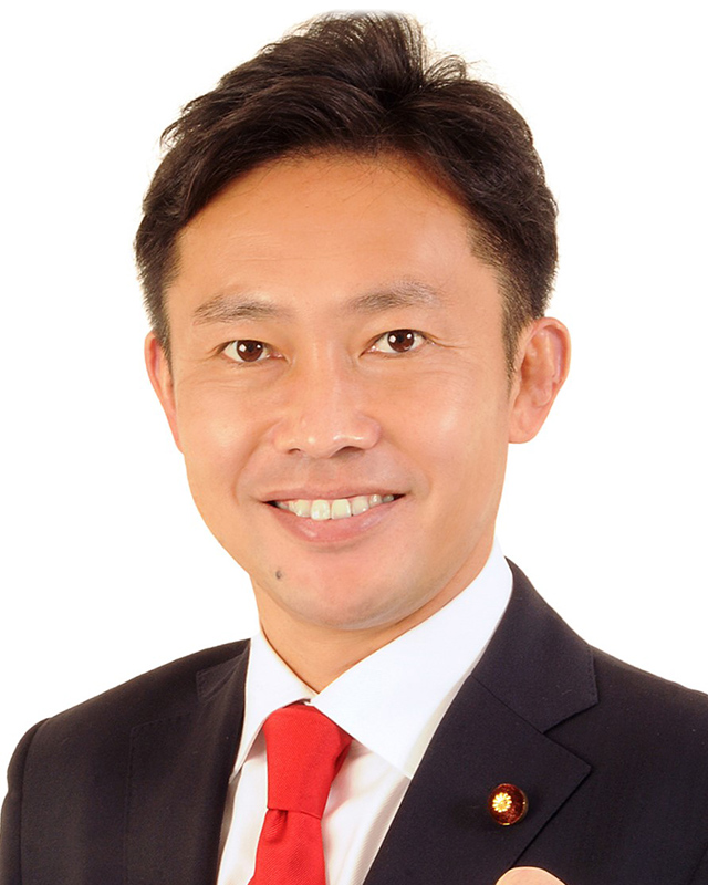 中谷　真一